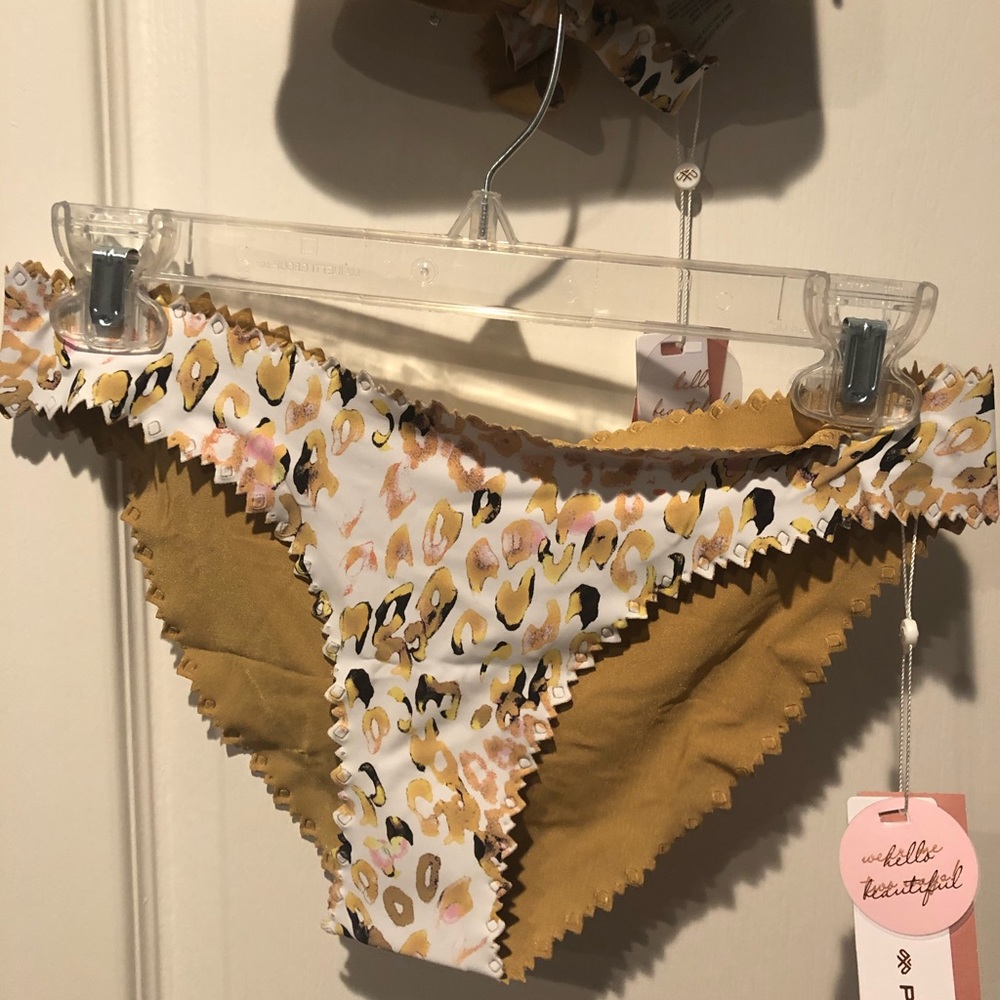 Pilyq Reversible Bikini - image 4